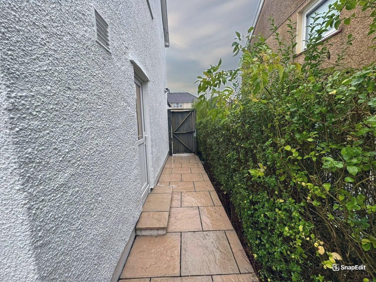 Solva Road, Clase, Swansea, SA6 7NU